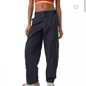 Free People Movement Mesmerize Me Cargo Pant Size XS Black